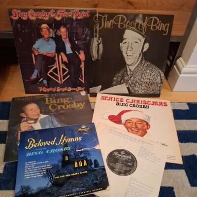 Bing Crosby - vinyl records mini-bundle (plus bonus Christmas sleeve)