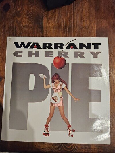 WARRANT - CHERRY PIE VINYL LP first press in mint condition like new