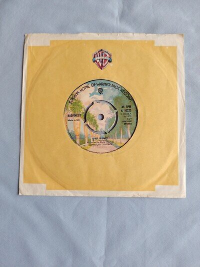 BADFINGER "LOVE IS EASY" 1973 7" VINYL SINGLE IN A COMPANY SLEEVE