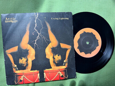 ARCTIC MONKEYS - CRYING LIGHTNING - UK - 7" SINGLE - 2009