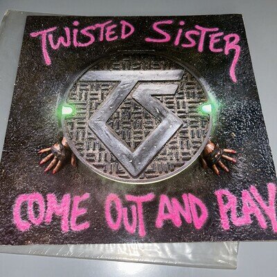 TWISTED SISTER - Come Out and Play vinyl LP (1985)
