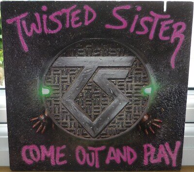 TWISTED SISTER, COME OUT AND PLAY, ATLANTIC LP 81275-1-E, POP-UP SLEEVE, 1985