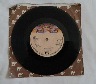 ACE FREHLEY 7" SINGLE "NEW YORK GROOVE/SNOW BLIND"