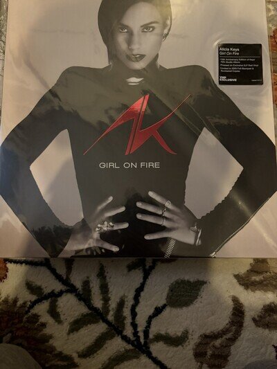ALICIA KEYS GIRL ON FIRE DOUBLE LP VINYL red vinyl 2 LP Vinyl Me Please Club Edi