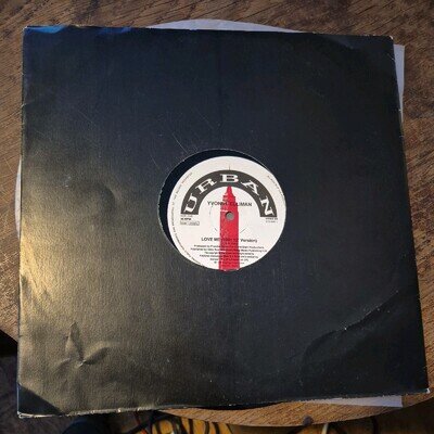 Yvonne Elliman - Love Me (12", Single record VG+ (6970)