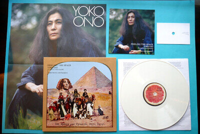 YOKO ONO WHITE VINYL LP ' FEELING THE SPACE 2017 - POSTER / POSTCARD - NR MINT
