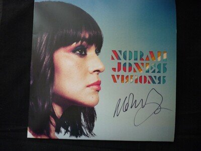 SIGNED!! Norah Jones – Visions EU 2024 Blue Note – 00602458671490