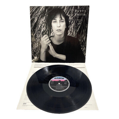 Patti Smith "Dream Of Life" Vinyl LP & Lyric Sleeve A1/B1 H16