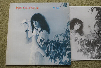 PATTI SMITH GROUP – WAVE LP – Nr MINT A1/B1 UK 1979 PUNK NEW WAVE DANCING BAREF