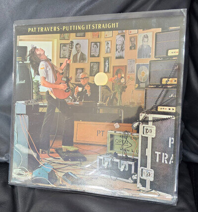 Pat Travers - Putting It Straight (1977) Vinyl LP UK 1st edition. EX/VG+/VG+.