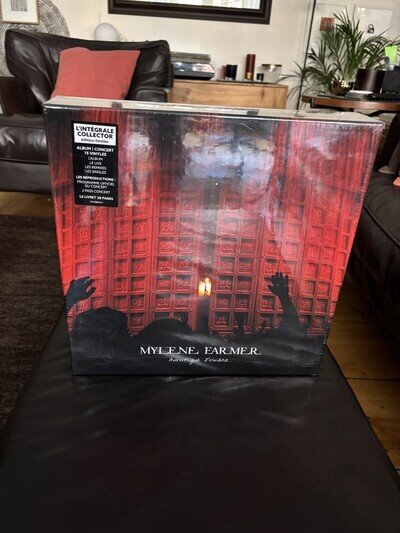 Mylene Farmer – Avant Que L'ombre 15 Vinyl Boxset 230 euros