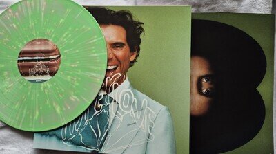 MIKA ~ Hyperlove. LP pink and spring green with cream splatter, 270/500