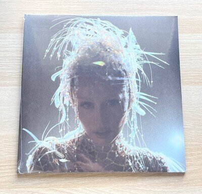 Miley Cyrus - Something Beautiful, Sea Blue Vinyl, With A Signed Insert
