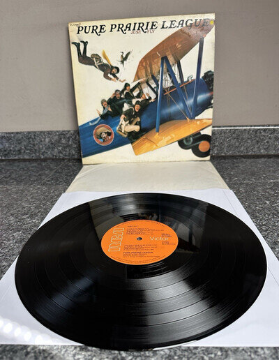 VINYL LP PURE PRAIRIE LEAGUE JUST FLY COUNTRY ROCK 1978 UK 1ST PRESS EX / EX