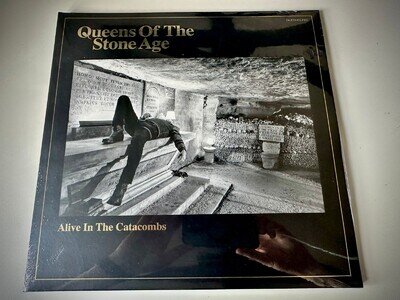 Queens Of The Stone Age Alive In The Catacombs Deluxe Edition Vinyl LP 2693/5000