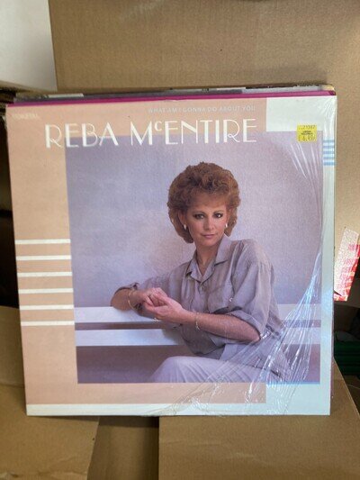 REBA McENTIRE WHAT AM I GONNA TO DO ABOUT YOU, VINYL LP, MCF3346, VG+