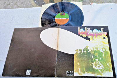 LED ZEPPELIN "LED ZEPPELIN II" UK VINYL LP IN GATEFOLD SLEEVE VG- / VG K40037