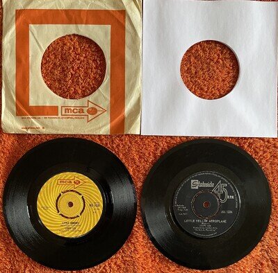Leapy Lee - Two 7" Singles- Little Arrows(UK)/Little Yellow Aeroplane (S.Africa)