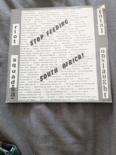 Riot Squad Total Onslaught UK 7 " Original Issue Final Hour Entertainment FHE 01
