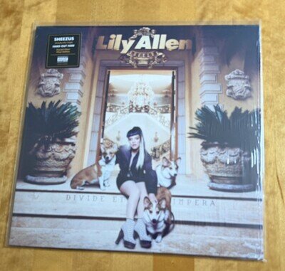 Lily Allen - Sheezus Crystal Clear Vinyl New opened 12" Album