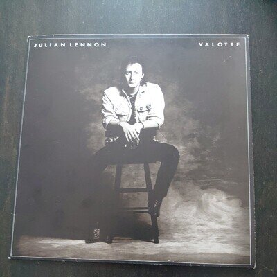 LP Vinyl 12 inch Record Album Julian Lennon Valotte 1984