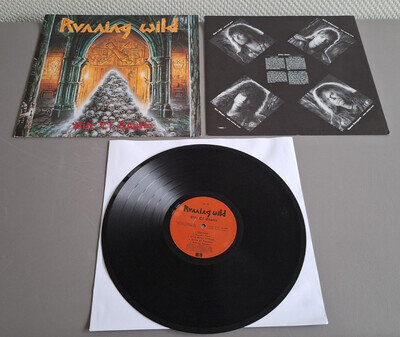 RUNNING WILD original Vinyl LP Pile Of Skulls (1992 Electrola Germany)