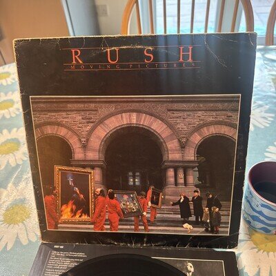 Rush - Moving Pictures - UK 1981 - Mercury 6337160