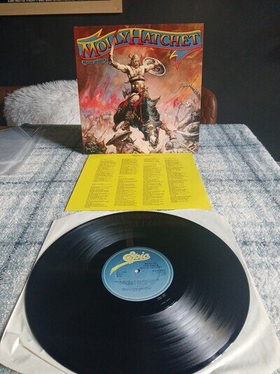 MOLLY HATCHET - Beatin' The Odds A1/B1 Vinyl LP VG+/VG+ Hard Heavy Rock Metal