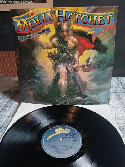 MOLLY HATCHET - FLIRTIN' WITH DISASTER - 12” VINYL LP. Vinyl Excellent.
