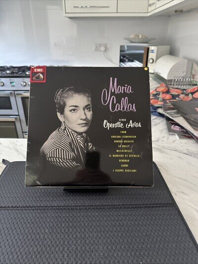 Maria Callas -Sings Operatic Arias EMI LP ALP 3824: - nice condition plays well