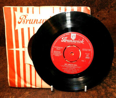 Sammy Davis Jr. - Boy Meets Girl - 7" EP vinyl record - Excellent