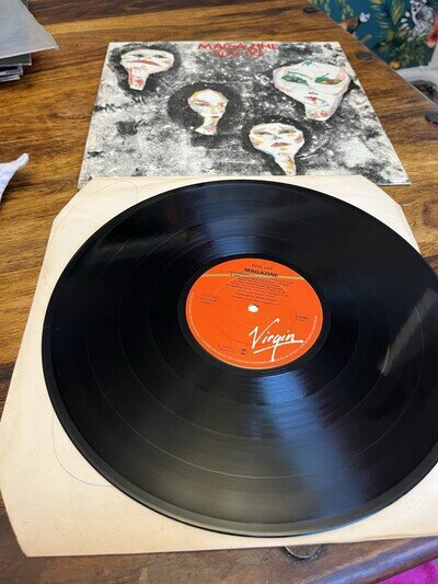 Magazine Real Life vinyl Lp 1978 Early Press Virgin V2100 repress Green/ Red A1/