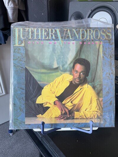 Luther Vandross – Give Me the reason - 12" vinyl album Epic – 450134 1