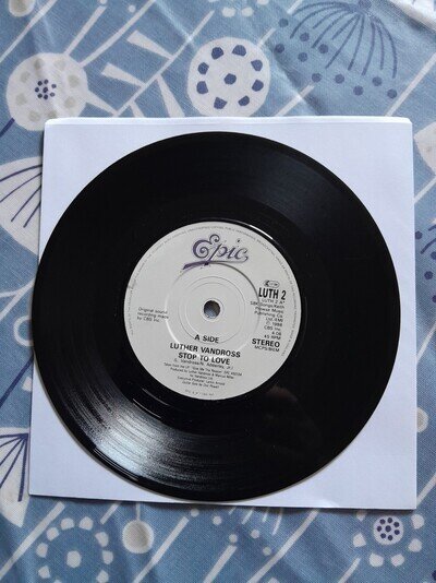 Luther Vandross: Stop To Love (1987) 7" Vinyl Single LUTH 2