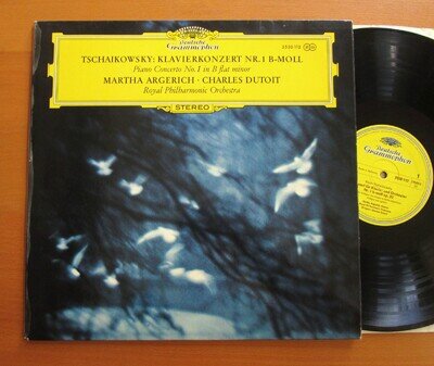 DG 2530 112 Tchaikovsky Piano Concerto no. 1 Martha Argerich Dutoit EX Germany
