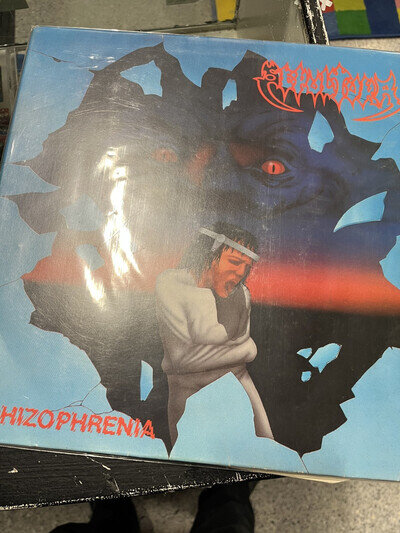 sepultura schizophrenia vinyl 1987 on cogumelo - 1st press -Brazil