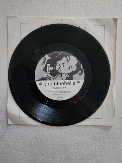 THE BLUEBELLS, YOUNG AT HEART, 7", PLAY TESTED, NM