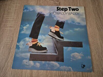 SHOWADDYWADDY " STEP TWO" 12" VINYL RECORD
