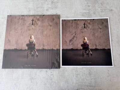 The Pretty Reckless Dear God Red Velvet Vinyl Signed Art Card