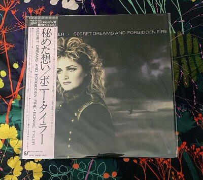 BONNIE TYLER/ SECRET DREAMS AND FORBIDDEN FIRE / VINYL LP Japan Press With Obi
