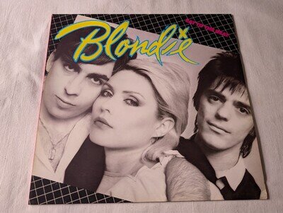 BLONDIE - EAT TO THE BEAT (UK 1979 ISSUE - ORIGINAL INNER SLEEVE - VG/VG+)