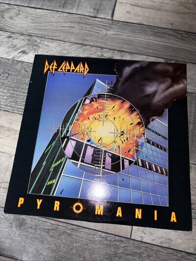 Def Leppard - Pyromania - 12” Vinyl Record LP - 1983 Vertigo UK 1st Press Rock