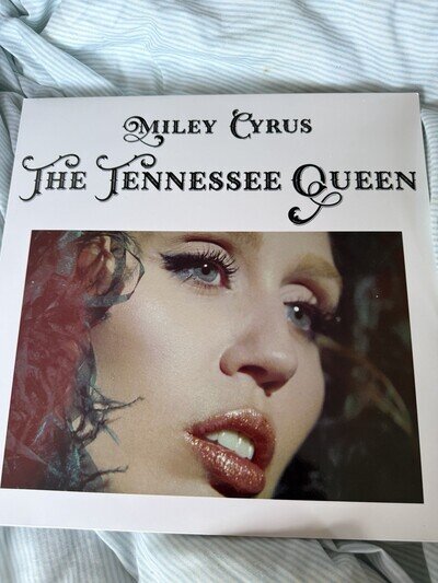 MILEY CYRUS TENNESSEE QUEEN VINYL ALBUM COLOURED VINYL RARE COMPILATION NEW .