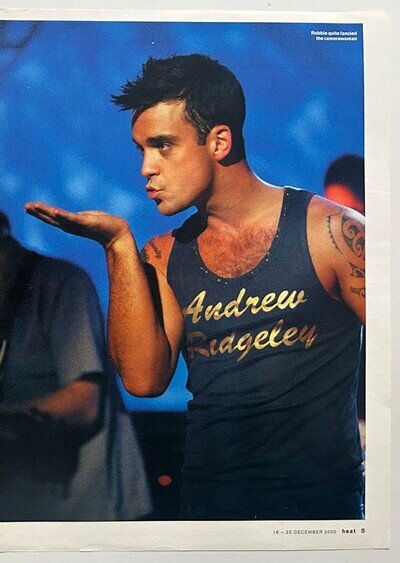 ROBBIE WILLIAMS -- 2000 Full page UK magazine poster
