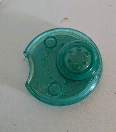 Vintage 1970s Round Calypso Humming Kazoo