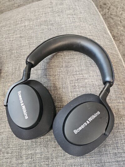 Bowers & Wilkins Px7 S2e Wireless Bluetooth Over-Ear Headphones Black FP44520