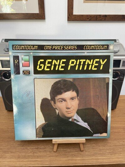 Rare genuine GENE PITNEY signed vinyl LP original signature autograph 1982