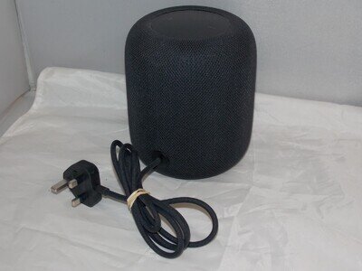 Apple HomePod 2nd Generation Smart Speaker - Midnight with UK plug