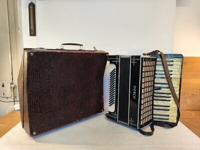 Horch Accordion Squeeze Dresser Accordion Harmonica 80 Bass Black Case