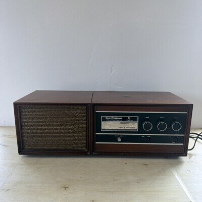 Vintage Stereo 8 Radiomobile 8 Track Player Home Music System 1970s